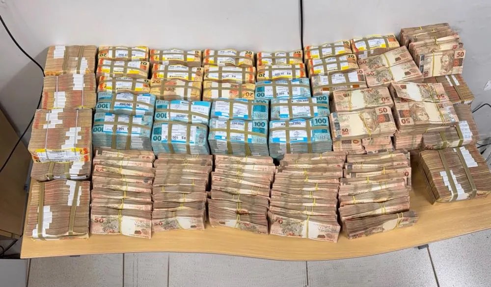 PF apreende R$ 2 milhões em espécie durante investigação por lavagem de dinheiro em Porto Velho