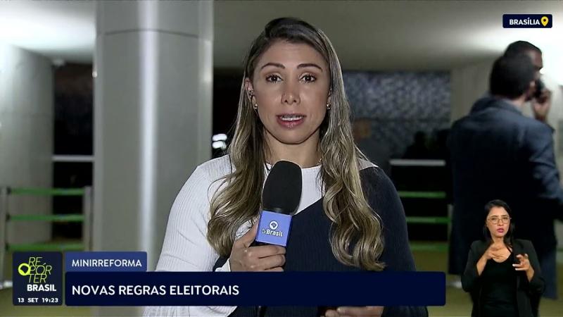 Deputados votam minirreforma eleitoral
